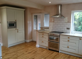Fitted kitchen